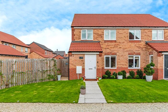3 Bedroom Semi-Detached House For Sale In Poppy Avenue, New Ollerton, Newark, NG22