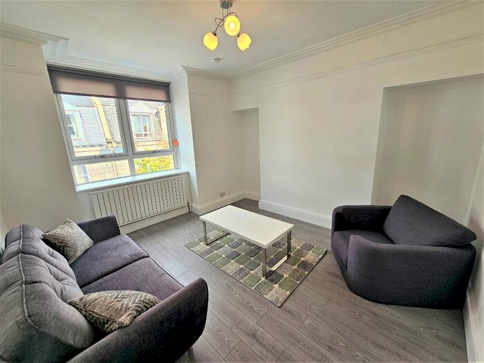 1 Bedroom Flat To Rent In Wallfield Crescent, Rosemount, Aberdeen, AB25