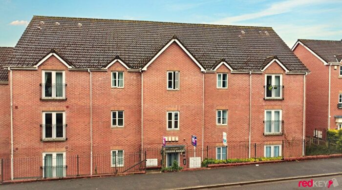 2 Bedroom Flat To Rent In Chepstow Road, Newport, NP19