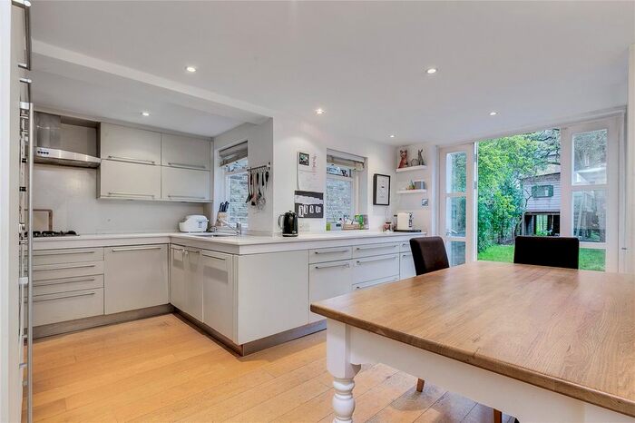 4 Bedroom Property To Rent In Bective Road, East Putney, SW15