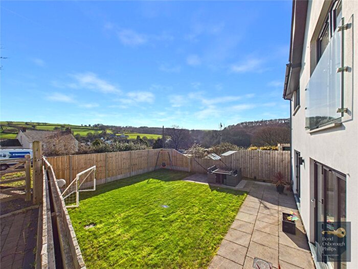 4 Bedroom Detached House For Sale In Limers Hill, Torrington, Devon, EX38