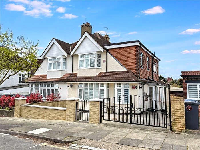 4 Bedroom Semi Detached House For Sale In Woodfall Avenue, Barnet, Hertfordshire, EN5