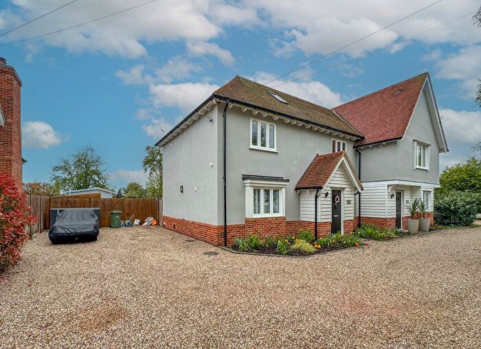4 Bedroom Semi-Detached House For Sale In Jaspers Green, Shalford, Braintree, CM7