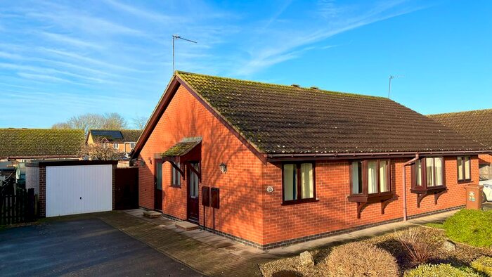 2 Bedroom Semi-Detached Bungalow To Rent In King Johns Road, Swineshead, Boston, PE20