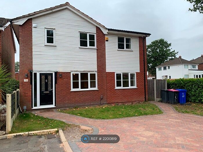 4 Bedroom Detached House To Rent In Irvine Avenue, Worsley, Manchester, M28