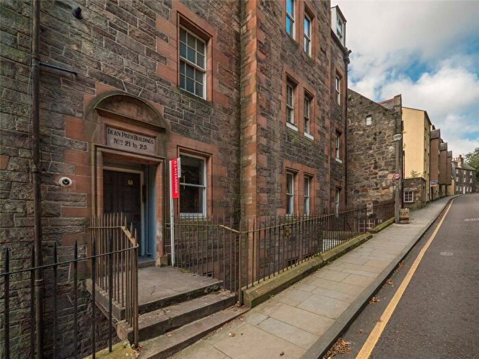 2 Bedroom Flat To Rent In Dean Path Buildings, Edinburgh, EH4