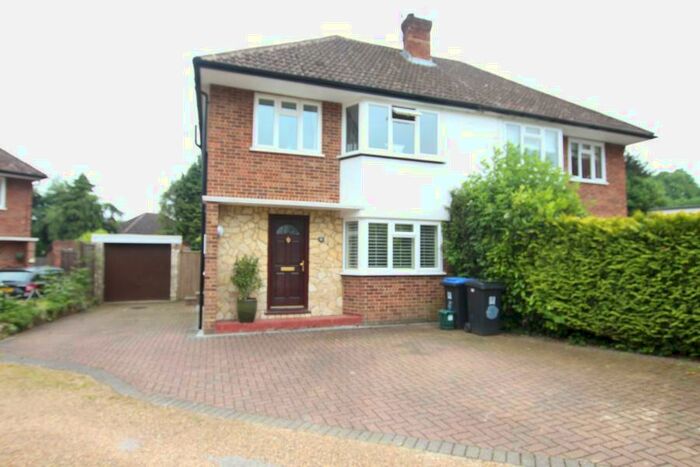 3 Bedroom Semi-Detached House To Rent In St Johns, Woking, GU21