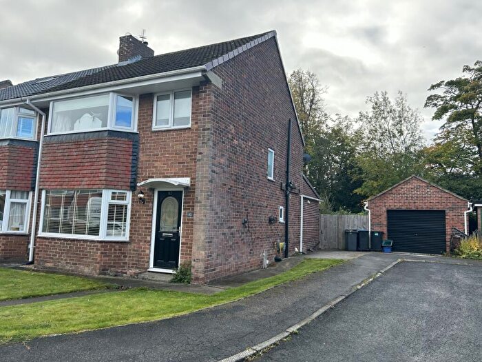 3 Bedroom Semi-Detached House For Sale In Hastings Avenue, Durham, County Durham, DH1
