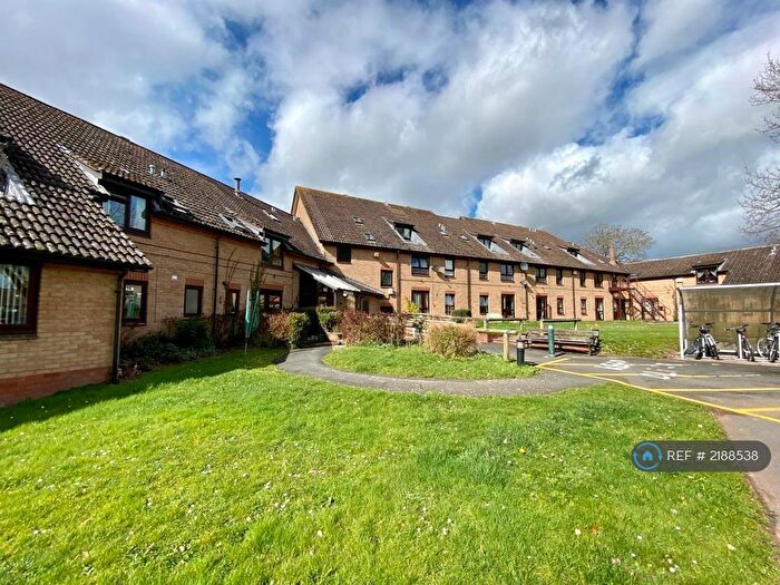 1 Bedroom Flat To Rent In Ballinger Court, Hereford, HR4
