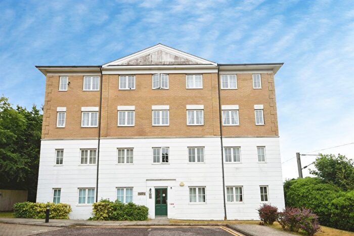 2 Bedroom Flat For Sale In The Yard, Braintree, CM7