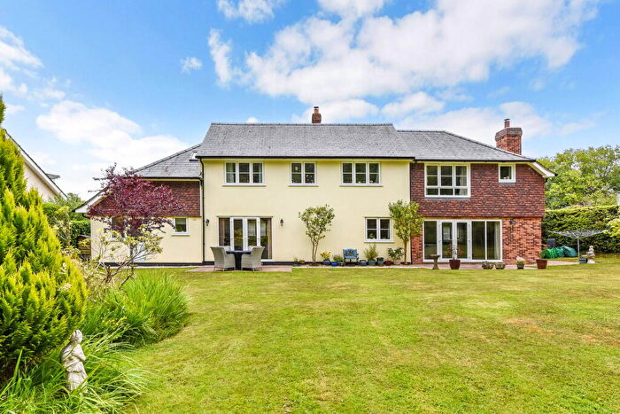 4 Bedroom Detached House For Sale In Calpe Avenue, Lyndhurst, SO43