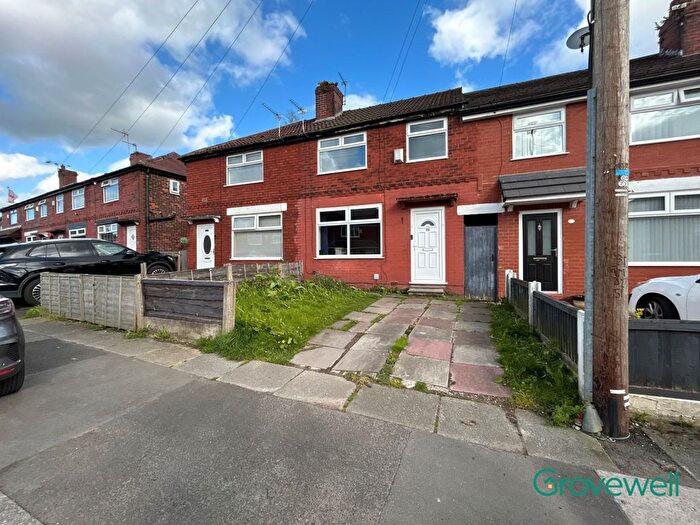 2 Bedroom Terraced House To Rent In Clough Road, Droylsden, Manchester, M43