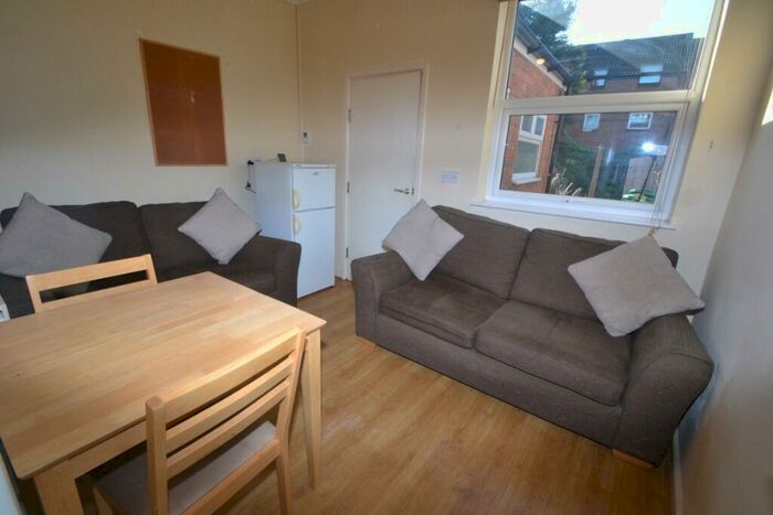 3 Bedroom Terraced House To Rent In Claude Street, Dunkirk, Nottingham, NG7