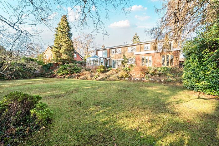 6 Bedroom Detached House For Sale In Fernhill Lane, Woking, Hook Heath, GU22