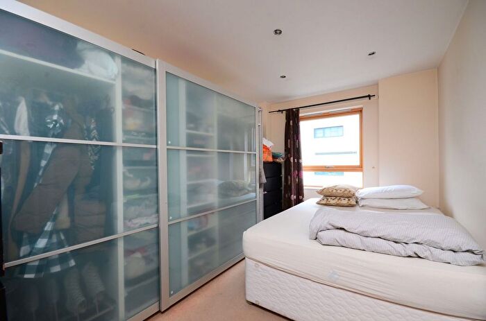 2 Bedroom Flat To Rent In Cam Road, Stratford, London, E15