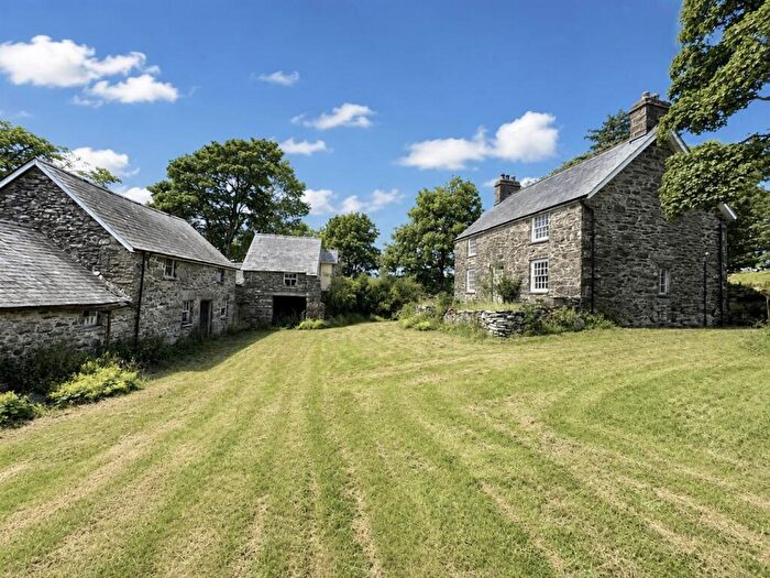 3 Bedroom Detached House For Sale In Glasfryn, Corwen, LL21