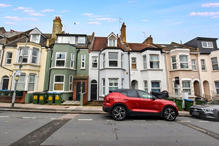 1 Bedroom Flat For Sale In Floyd Road, London, SE7