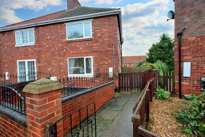 3 Bedroom Semi-Detached House To Rent In Keir Hardie Terrace, Shotton, DH6