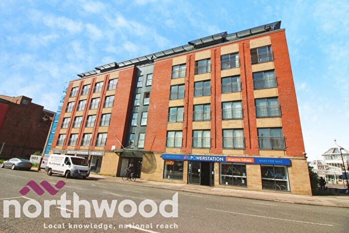 2 Bedroom Flat To Rent In Kingsway, Southport, PR8