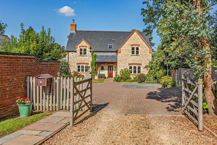 4 Bedroom Detached House For Sale In Wootton Forge, Gretton, Corby, NN17