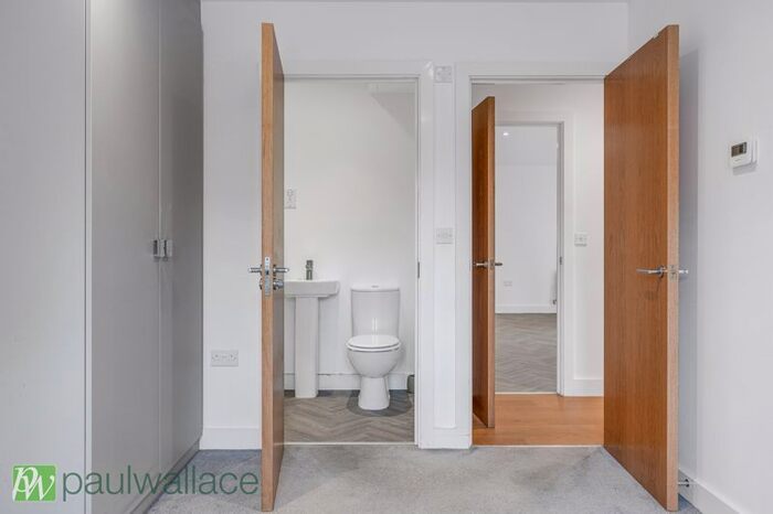 2 Bedroom Flat For Sale In Florence Court, Park Lane, Knebworth, SG3