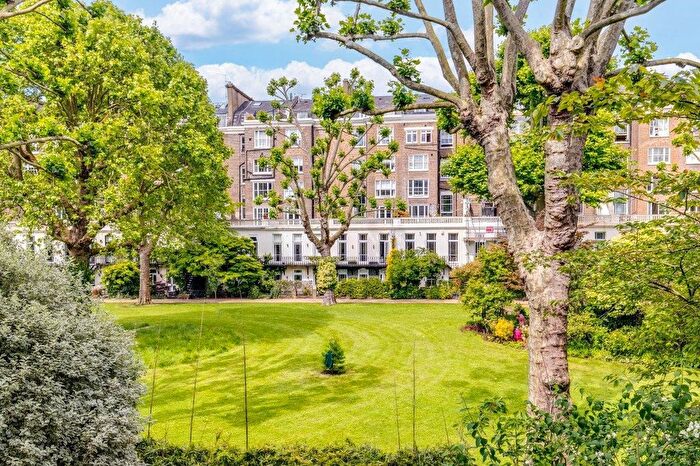 2 Bedroom Flat For Sale In Randolph Crescent, Maida Vale, London, W9