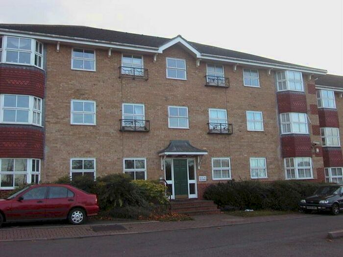 1 Bedroom Flat To Rent In The Rowans, Wayletts, Leigh-On-Sea, SS9