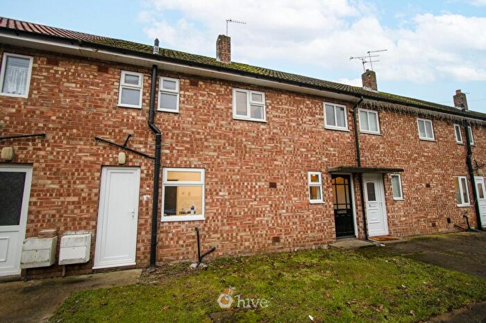3 Bedroom Terraced House For Sale In Hampden Crescent, Lindholme, Doncaster, DN7
