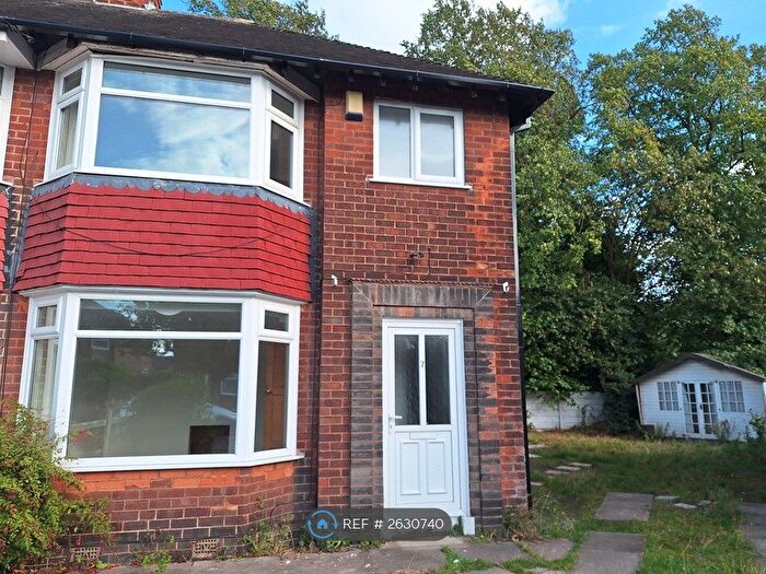 3 Bedroom Semi-Detached House To Rent In Orville Road, Nottingham, NG5