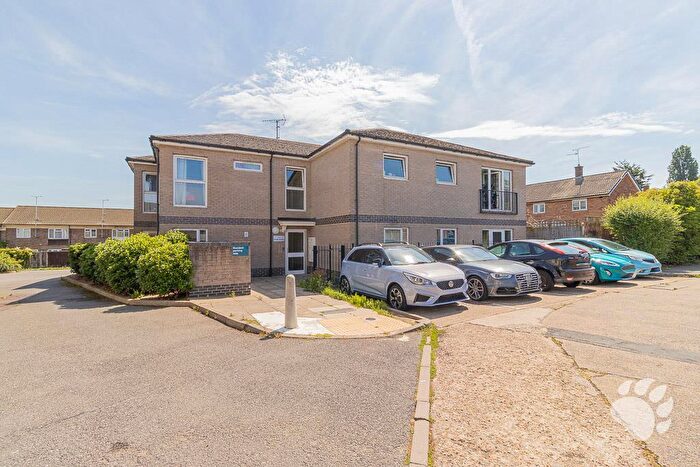 1 Bedroom Apartment For Sale In Wellands Apartments, Berdens, Basildon, SS16