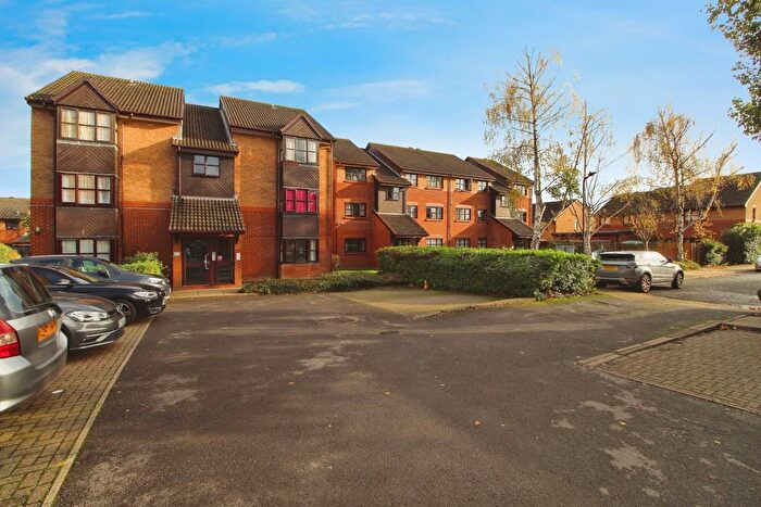 1 Bedroom Studio To Rent In Ash Walk, North Wembley, HA0