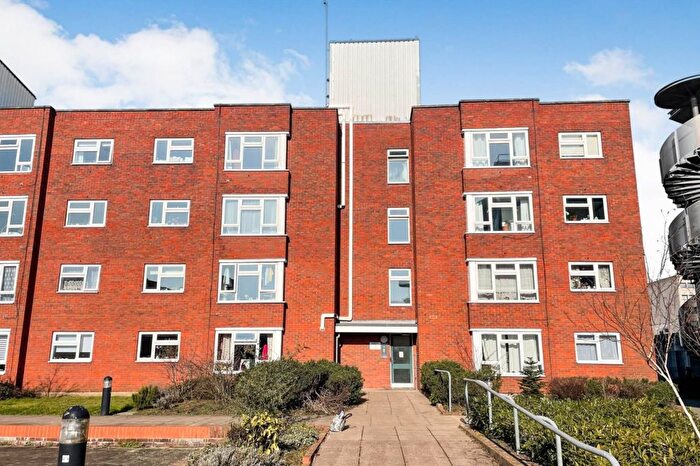 2 Bedroom Flat To Rent In Bedford House, Guildford, GU1