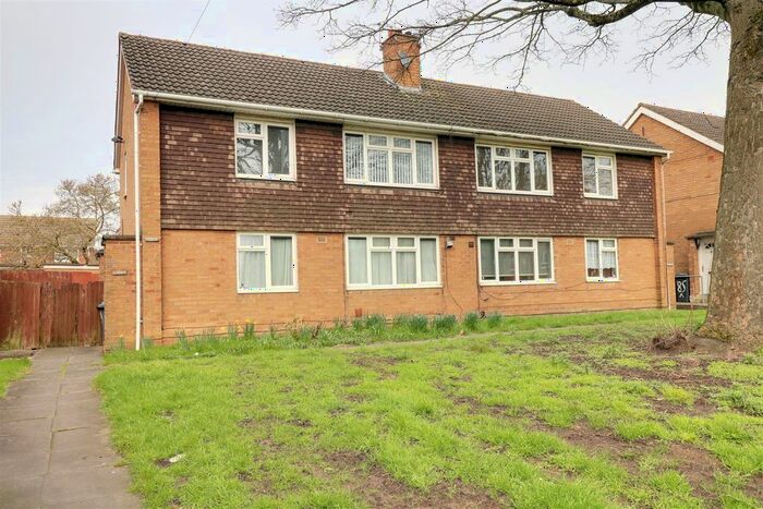 1 Bedroom Maisonette To Rent In Essington Way, Deansfield, Wolverhampton, WV1