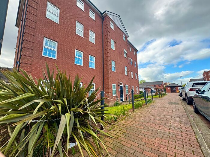 2 Bedroom Flat For Sale In The Quays, Salford Quays, Salford, M50