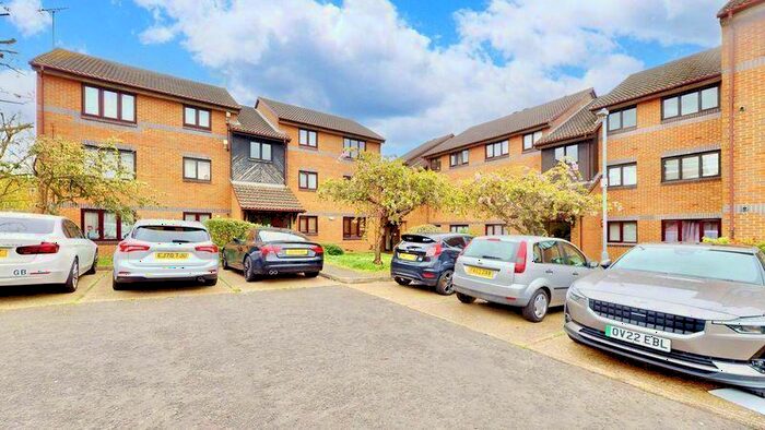 2 Bedroom Flat To Rent In Capstan Close, Chadwell Heath, RM6