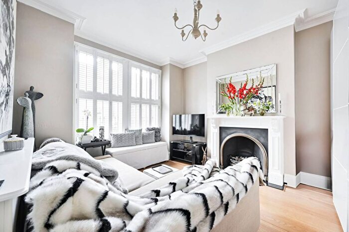 1 Bedroom Flat To Rent In Lambrook Terrace, Fulham, London, SW6