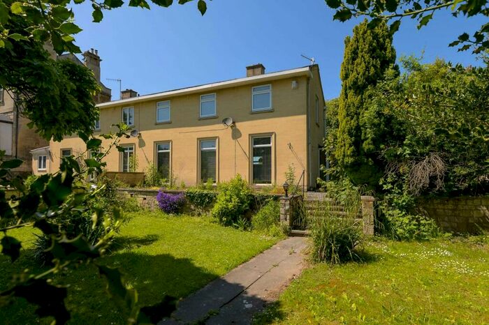 3 Bedroom House To Rent In London Road West, BA1