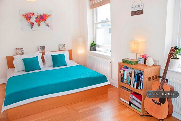 2 Bedroom Maisonette To Rent In Brecknock Road, London, N7