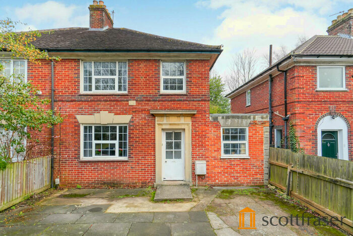 5 Bedroom Semi-Detached House To Rent In Gipsy Lane, Headington, OX3