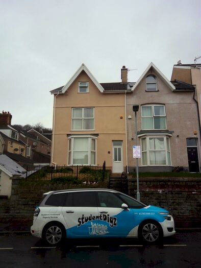 7 Bedroom House To Rent In Rosehill Terrace, Mount Pleasant, Swansea, SA1