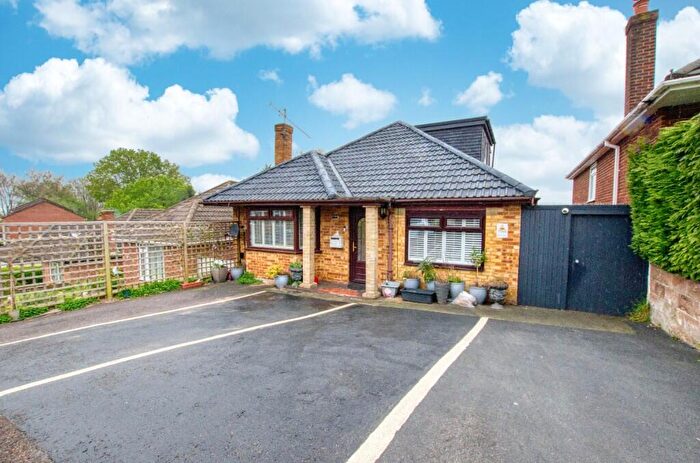 4 Bedroom Detached Bungalow For Sale In Exeter Close, Southampton, Hampshire, SO18
