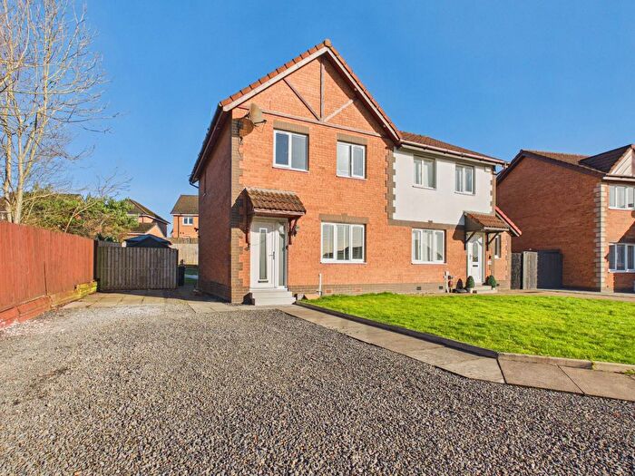 3 Bedroom Semi Detached House For Sale In North Calder Place, Uddingston, Glasgow, G71