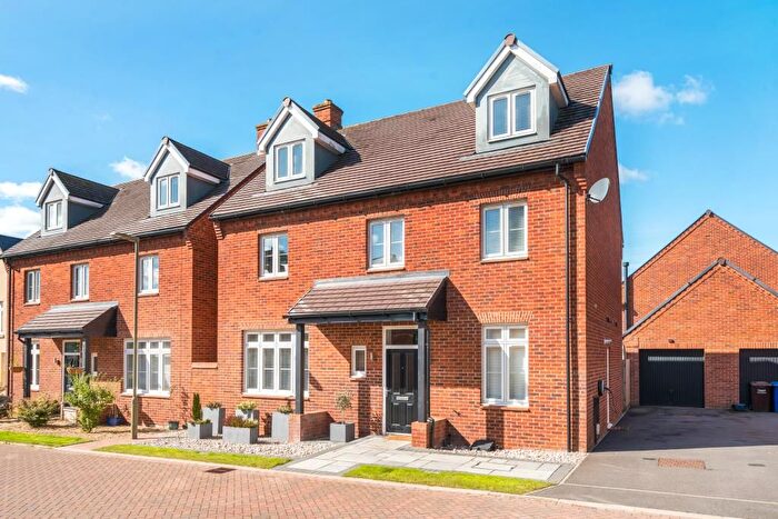 5 Bedroom Detached House For Sale In Bicester, Oxfordshire, OX25