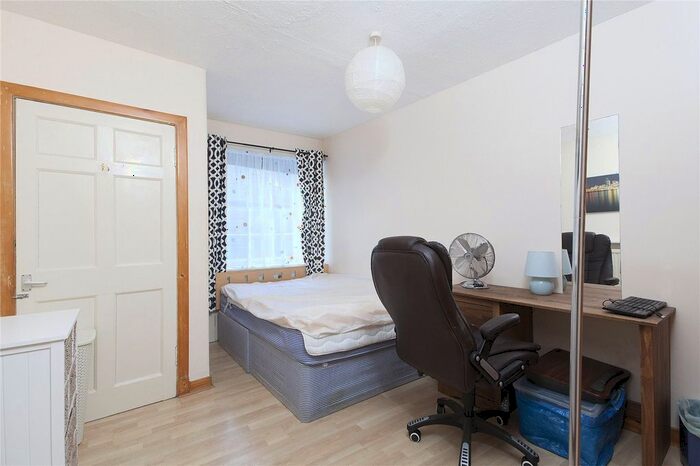 1 Bedroom Flat To Rent In Market Street, St Andrews, Fife, KY16