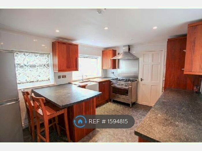 6 Bedroom Detached House To Rent In Stanley Street, Fairfield, Liverpool, L7