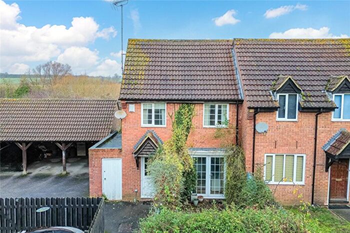 3 Bedroom End Of Terrace House For Sale In Pound Piece, Hungerford, Berkshire, RG17