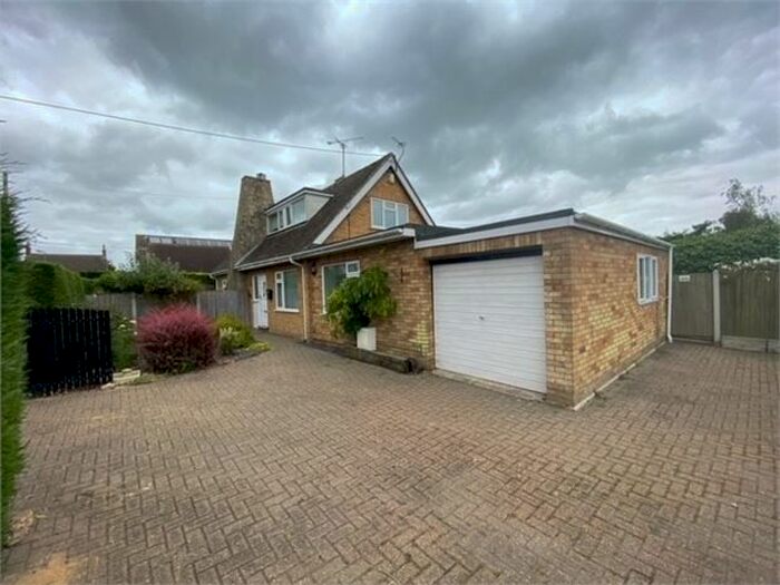 3 Bedroom Detached House To Rent In Victory Road, West Mersea, Essex., CO5