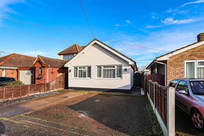3 Bedroom Detached Bungalow For Sale In Coker Road, Canvey Island, SS8