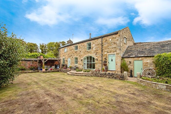 4 Bedroom Barn Conversion For Sale In Haigh Moor Road, Tingley, Wakefield, WF3