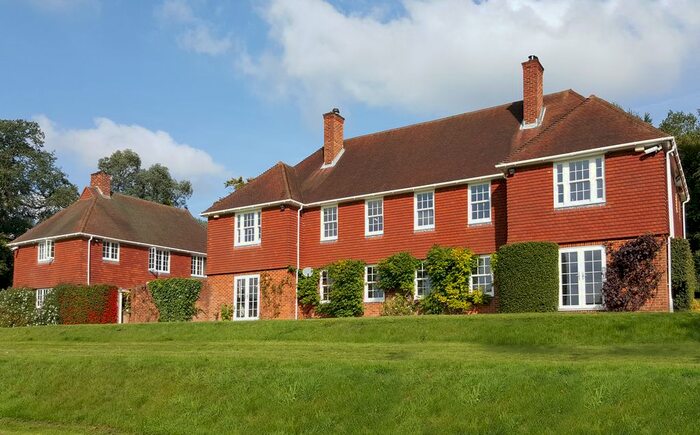 4 Bedroom Detached House To Rent In Linton Park, Linton, Maidstone, ME17